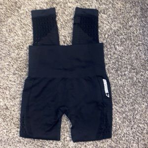 Like-New Gymshark Energy Seamless High Waisted Leggings-Black
